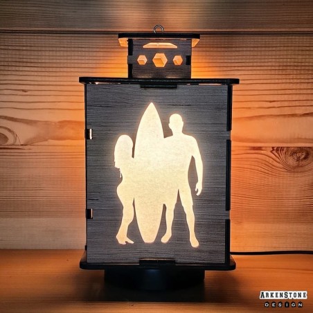 Façade - Mer - Surfeuse & surfeur 1